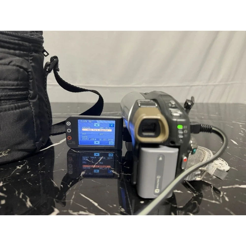 Sony Handycam DCR-DVD92 Camcorder Carrying Bag + Accessories